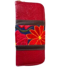 Tooled with floral  tapestry embroidery synthetic leather wallet women with coin